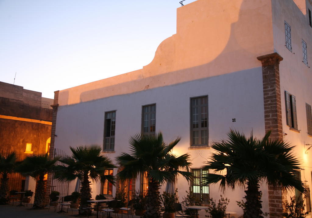 Hotel L'Iglesia アル・ジャディーダ エクステリア 写真