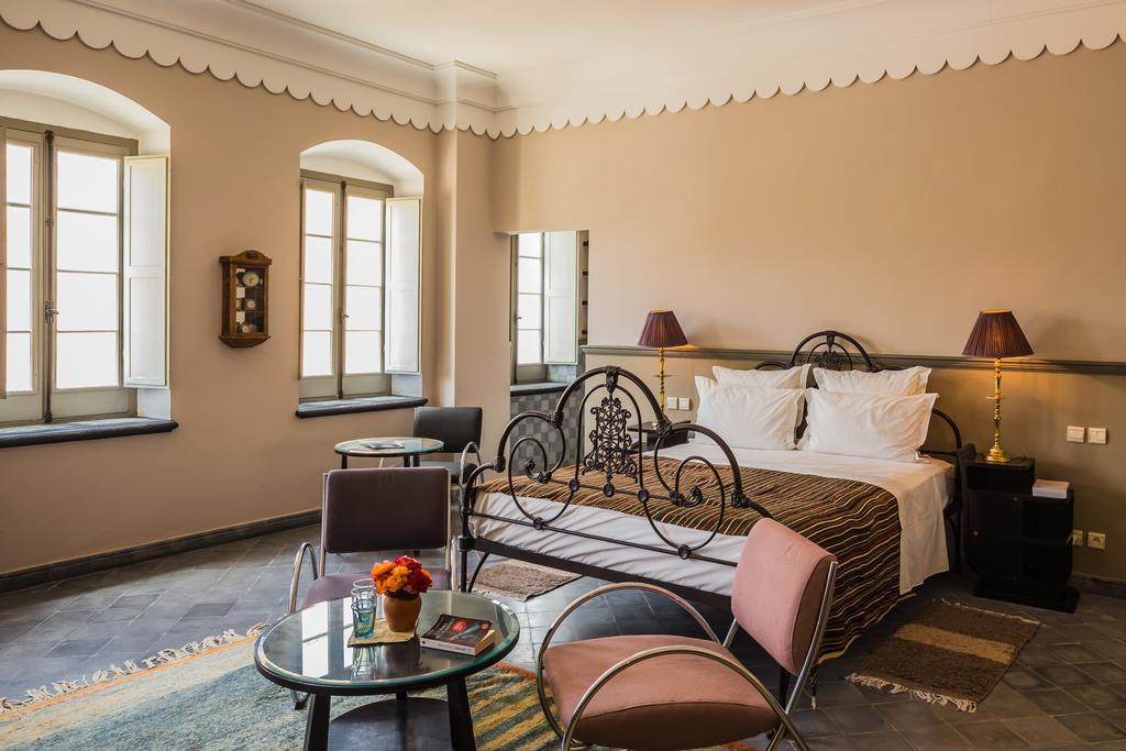 Hotel L'Iglesia アル・ジャディーダ エクステリア 写真
