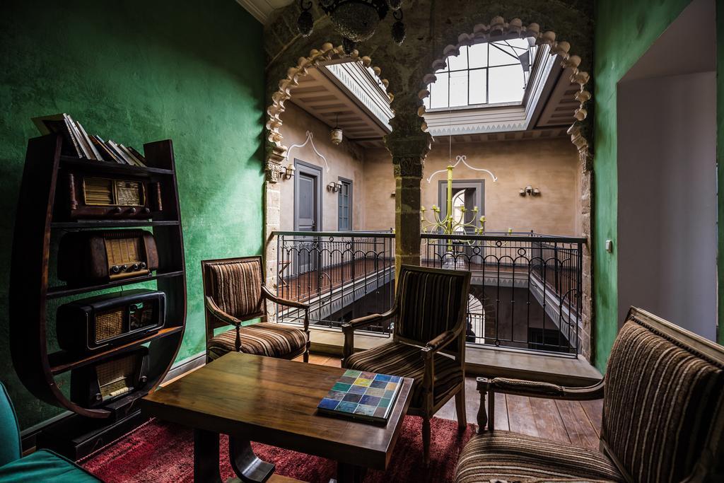 Hotel L'Iglesia アル・ジャディーダ エクステリア 写真