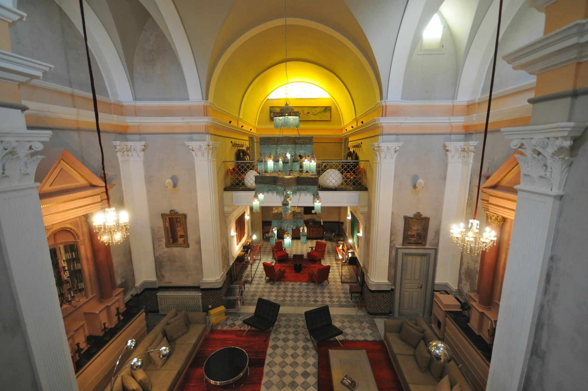 Hotel L'Iglesia アル・ジャディーダ エクステリア 写真